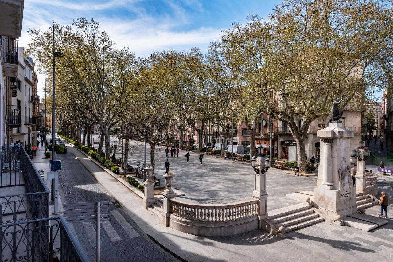 Nc Apartments Rambla 32 Фигерас Экстерьер фото